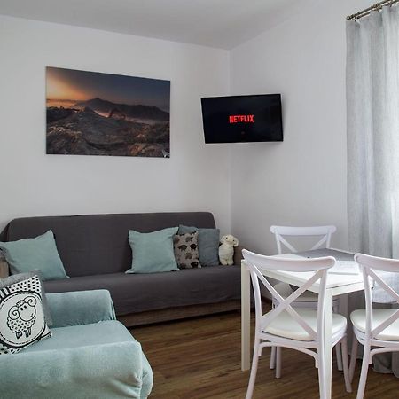 Ferienwohnung Miedzy Owcami Sromowce Wyzne Exterior foto