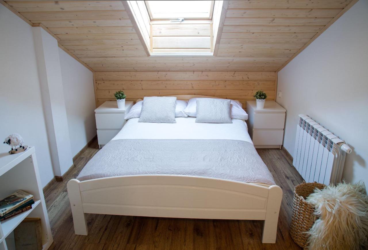 Ferienwohnung Miedzy Owcami Sromowce Wyzne Exterior foto