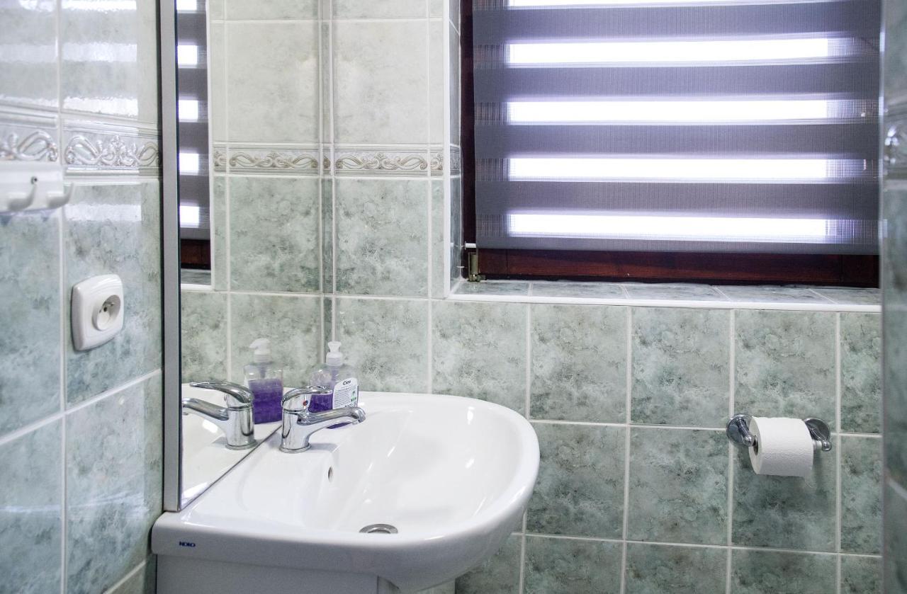 Ferienwohnung Miedzy Owcami Sromowce Wyzne Exterior foto
