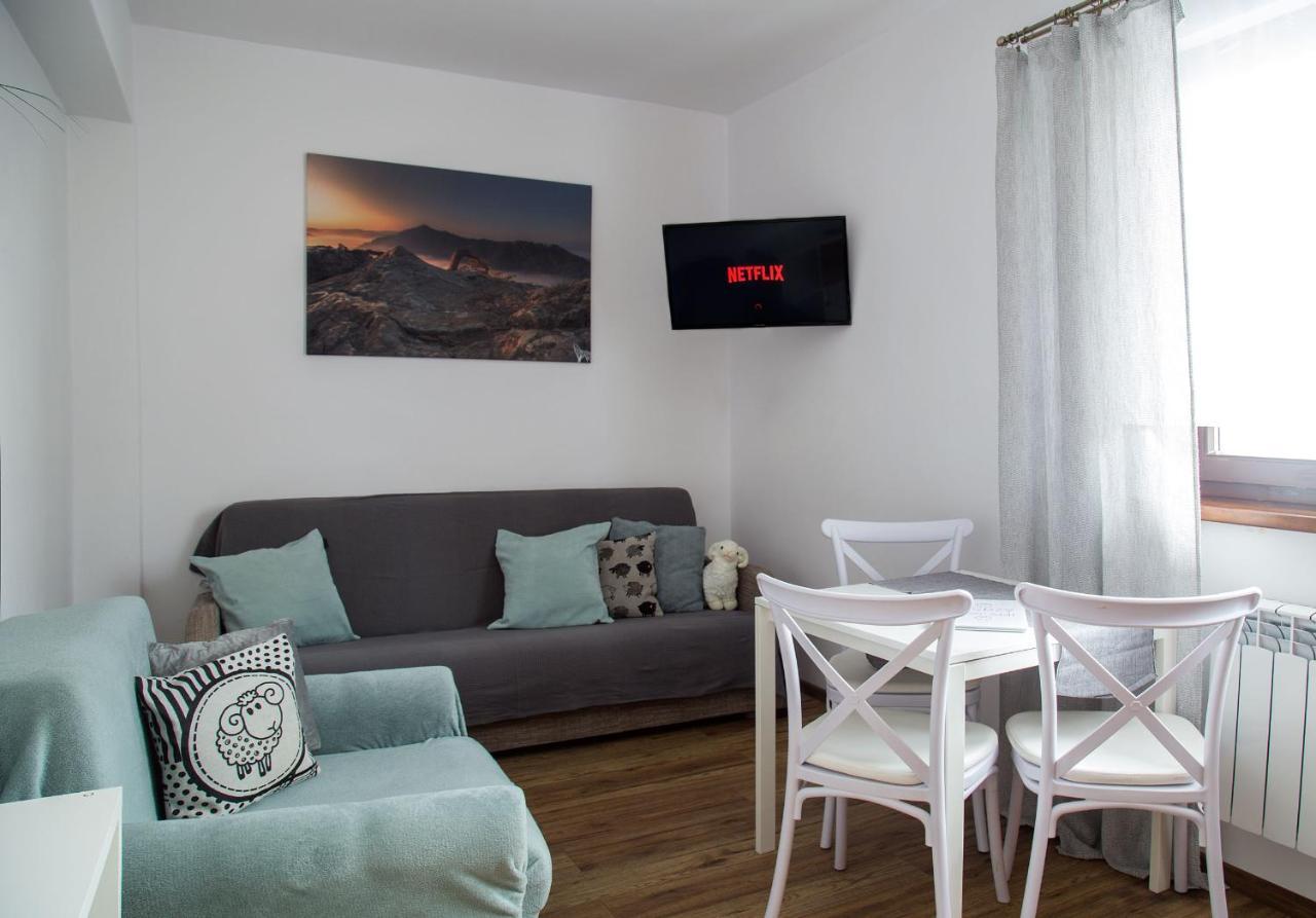 Ferienwohnung Miedzy Owcami Sromowce Wyzne Exterior foto