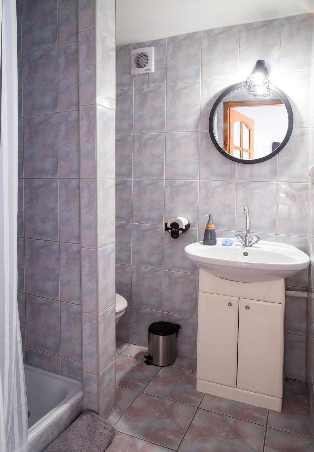 Ferienwohnung Miedzy Owcami Sromowce Wyzne Exterior foto