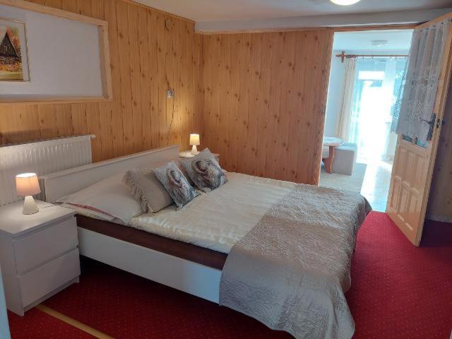 Ferienwohnung Miedzy Owcami Sromowce Wyzne Exterior foto