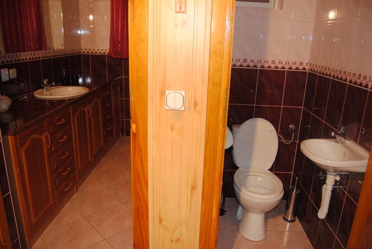 Ferienwohnung Miedzy Owcami Sromowce Wyzne Exterior foto